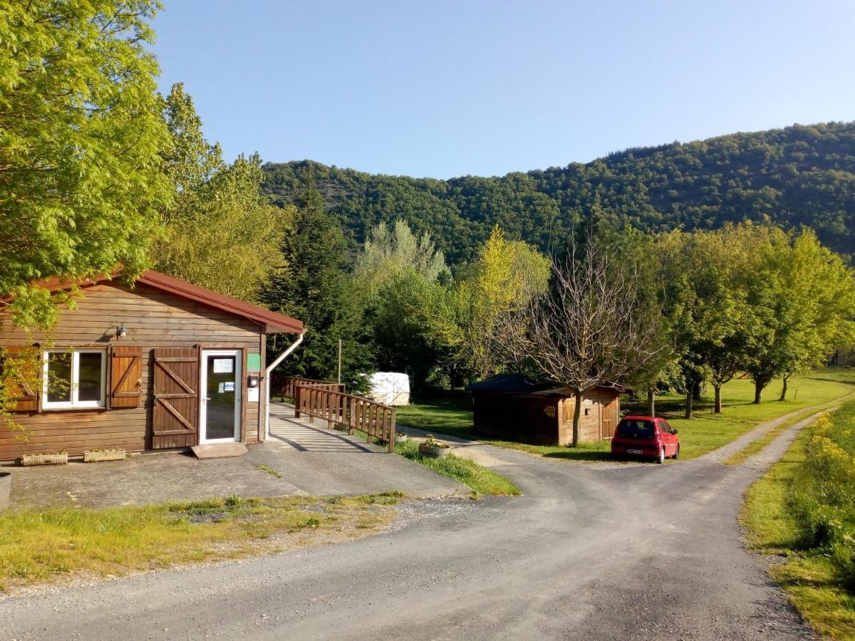 Nant Camping Le Vialaret מראה חיצוני תמונה