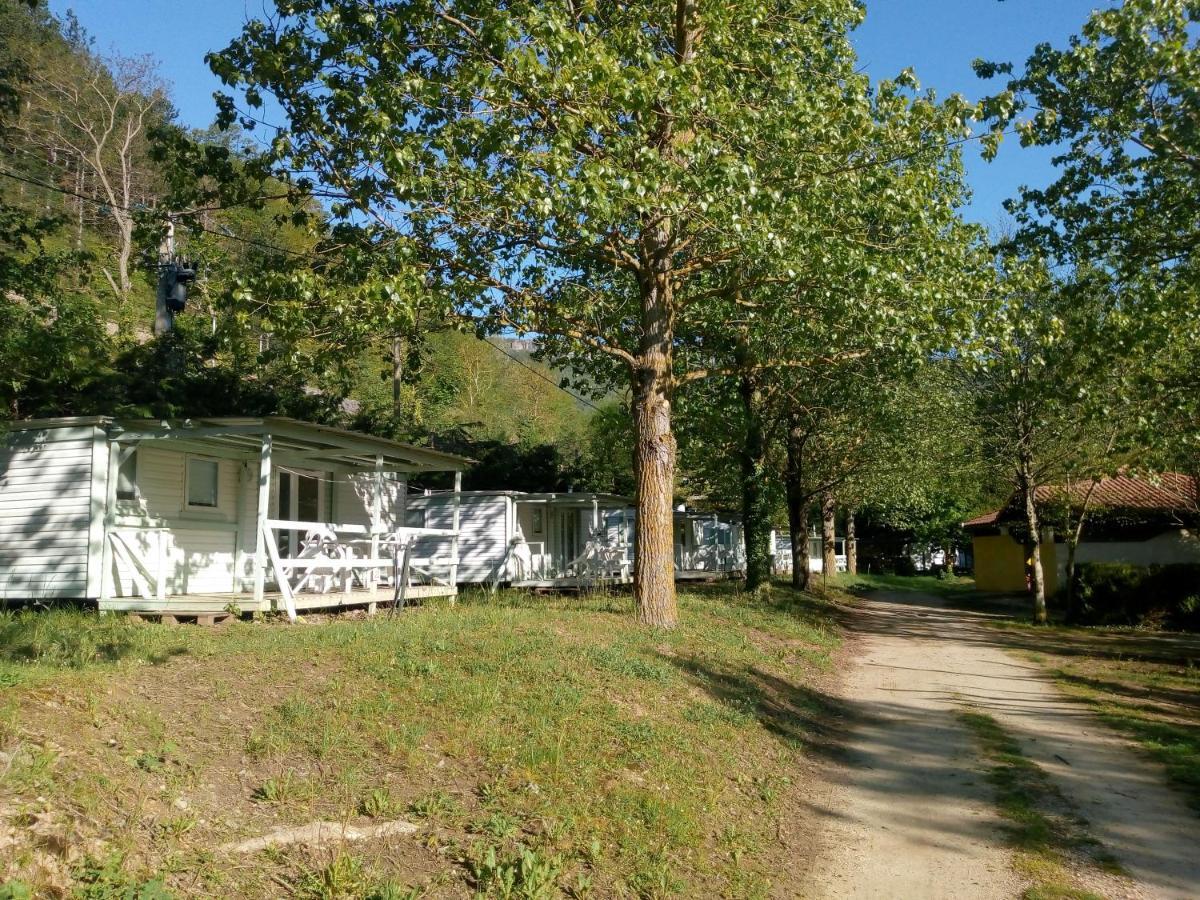 Nant Camping Le Vialaret מראה חיצוני תמונה