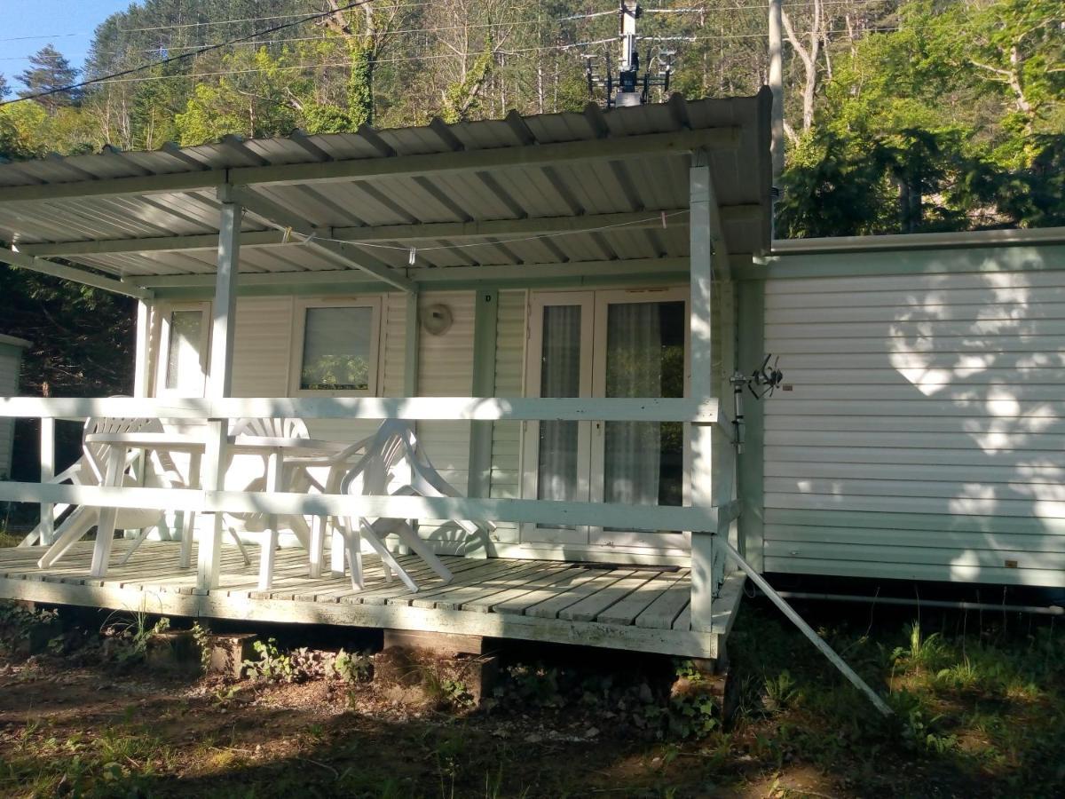 Nant Camping Le Vialaret מראה חיצוני תמונה